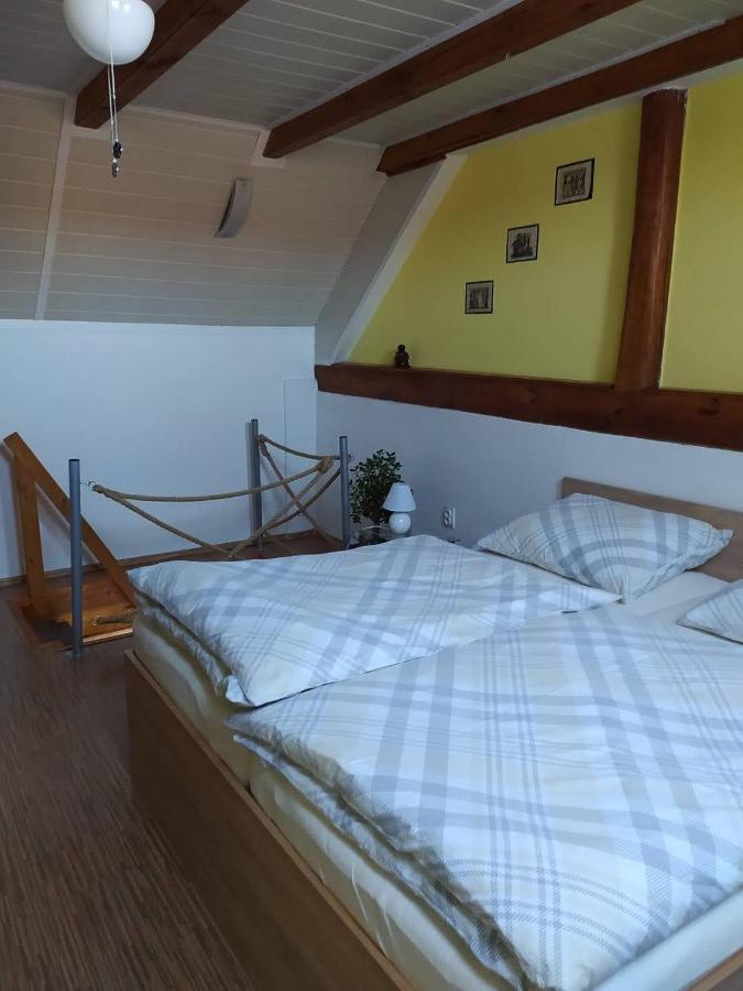 Apartament Apartman Na Statku Klec Zewnętrze zdjęcie