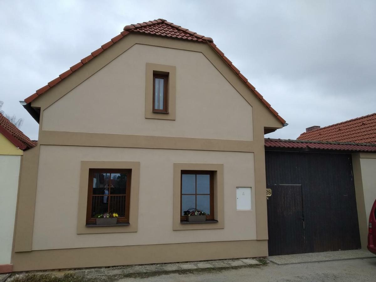 Apartament Apartman Na Statku Klec Zewnętrze zdjęcie